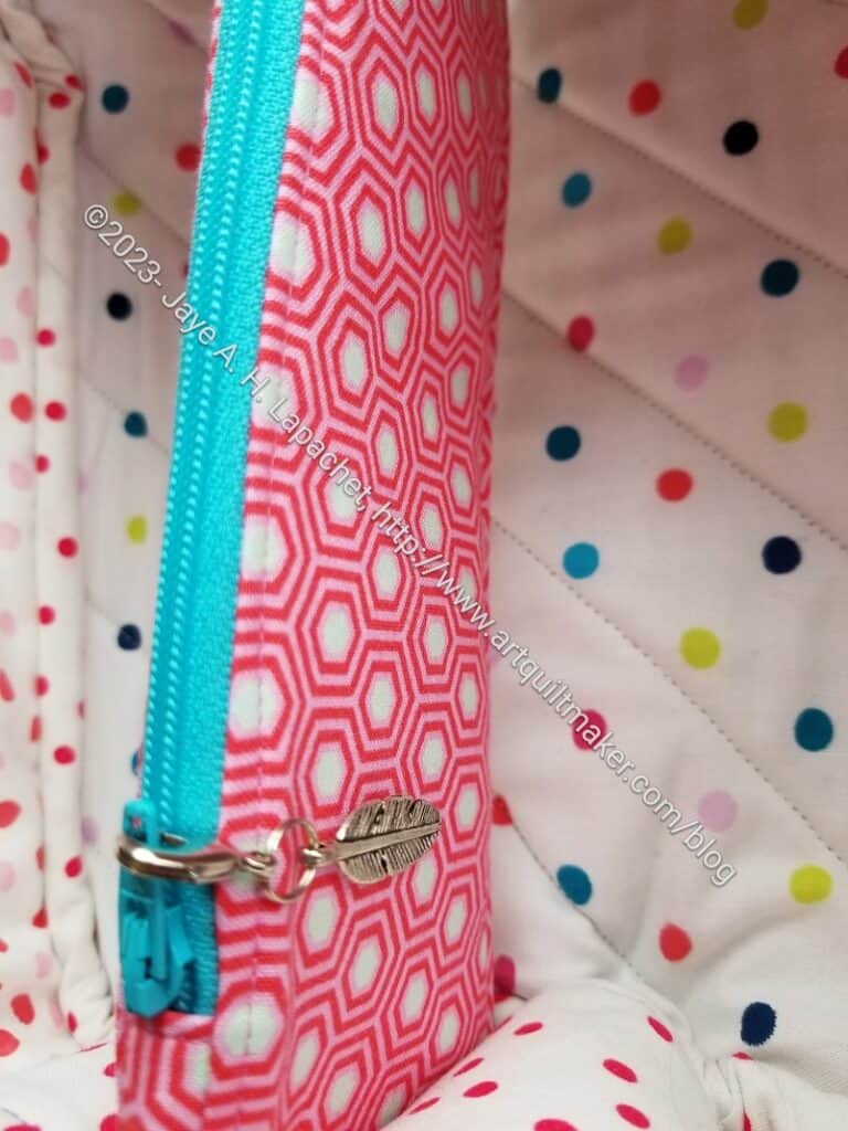 Finished: Enigma Bag - accordion pocket