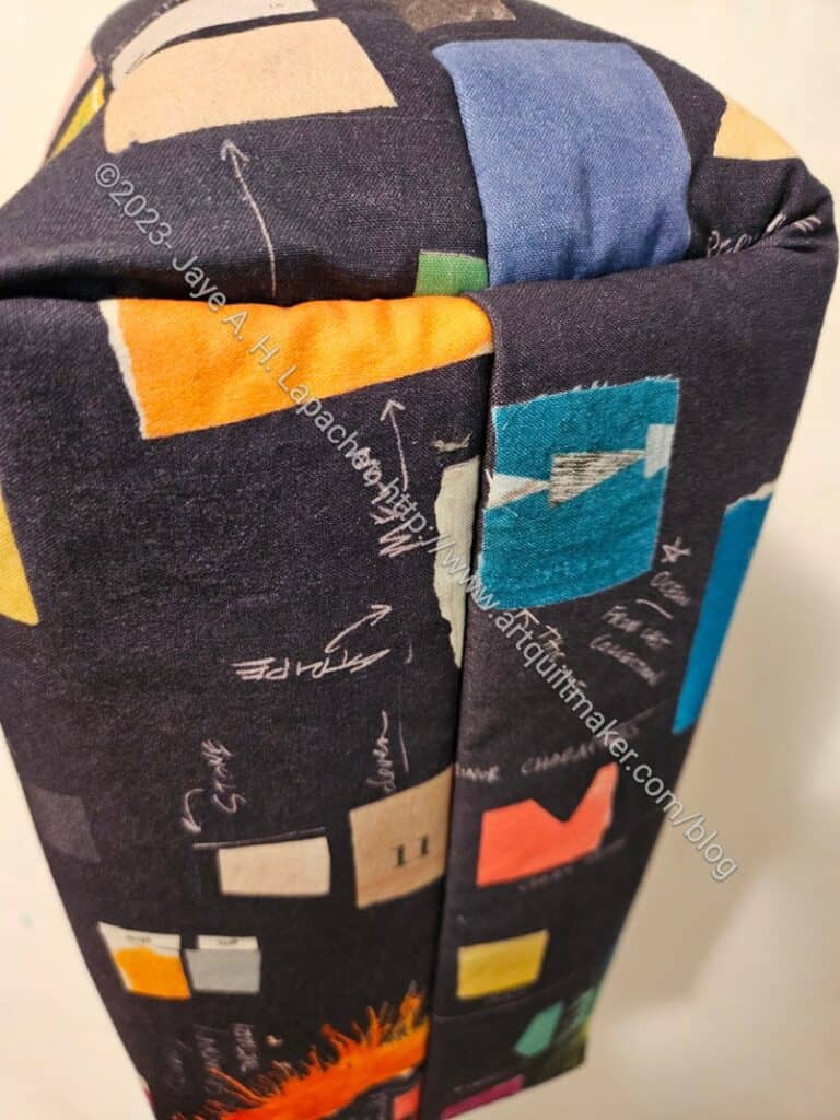 Sue's Kit Supply Tote: bottom