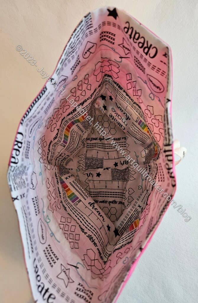 Carrie's Lined Drawstring Bag - interior