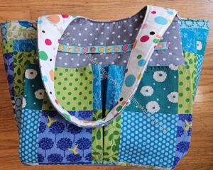 Crafty Carrier front with handle