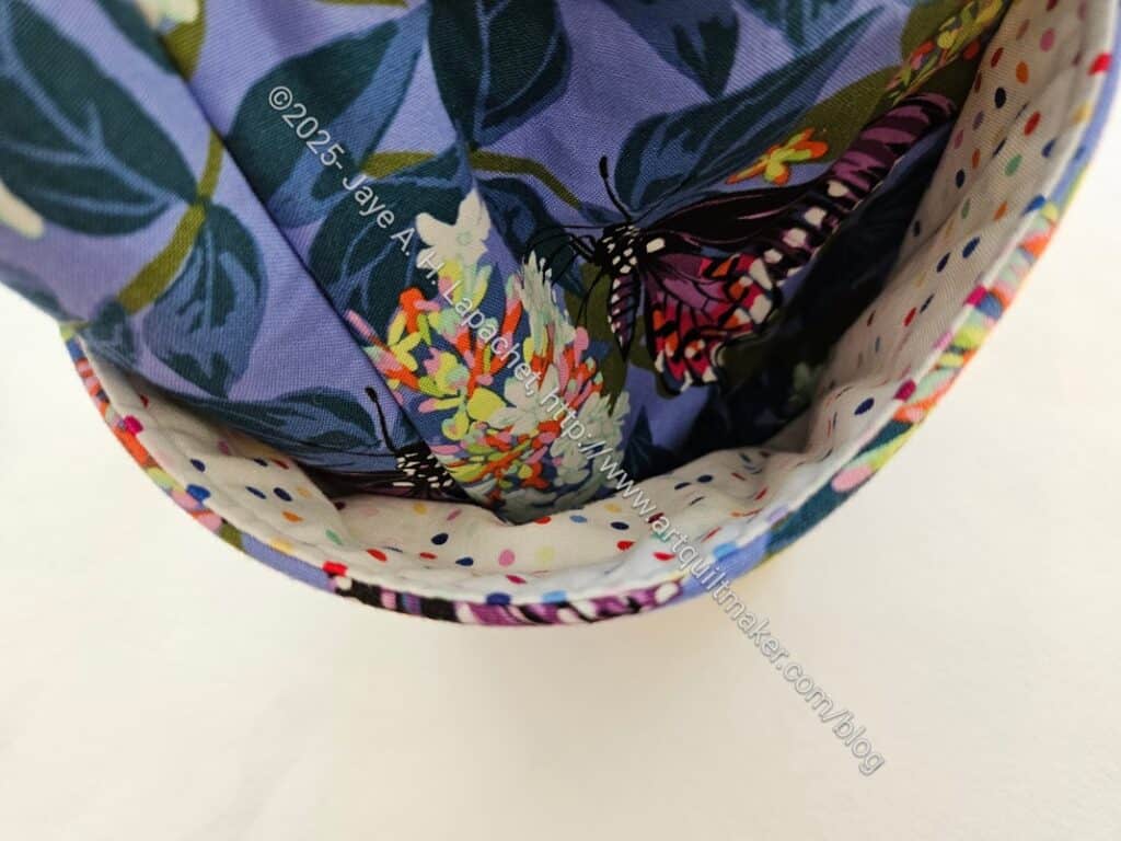 Superbloom: Side pockets interior