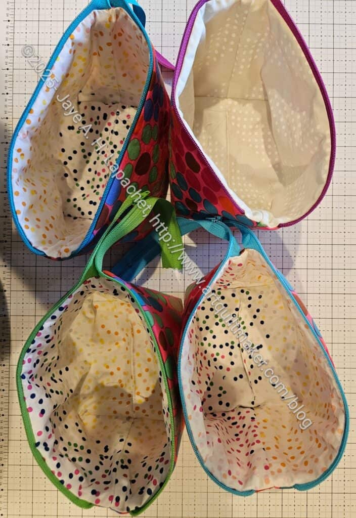 Gift Open Wide pouches