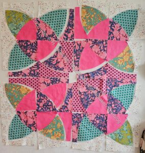 Country Revival/Sad Quilt flower motif with leaves v.3