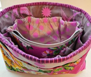 Multi-Pocket Organizer #2: interior