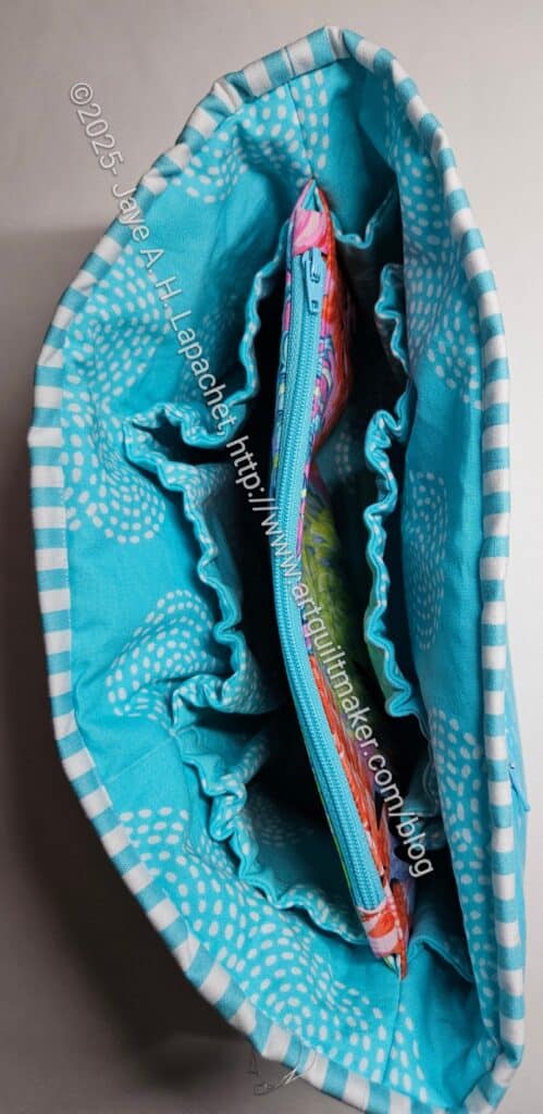 Multi-Pocket Organizer #3: interior