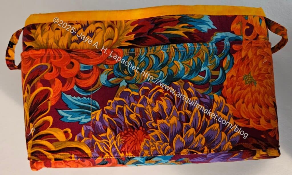 Lee Ann's Multi-Pocket Organizer