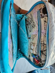 Pandora Charisma top into small section