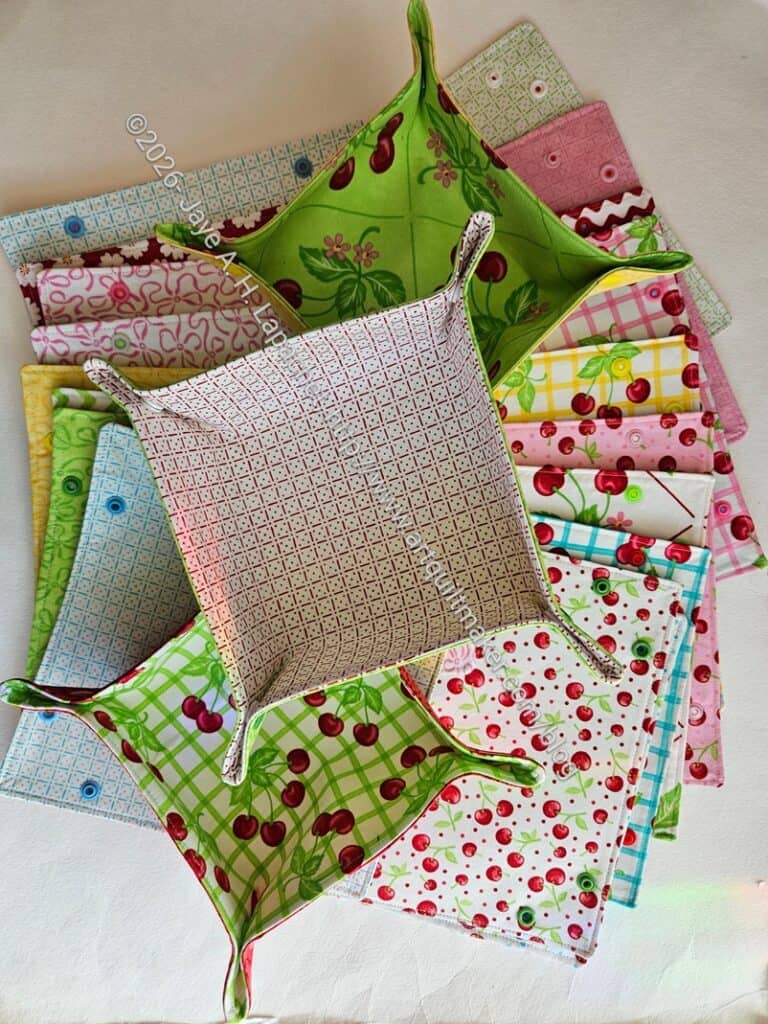 Retreat Snap Trays