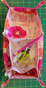 Pink Poppy Snap Tray in use
