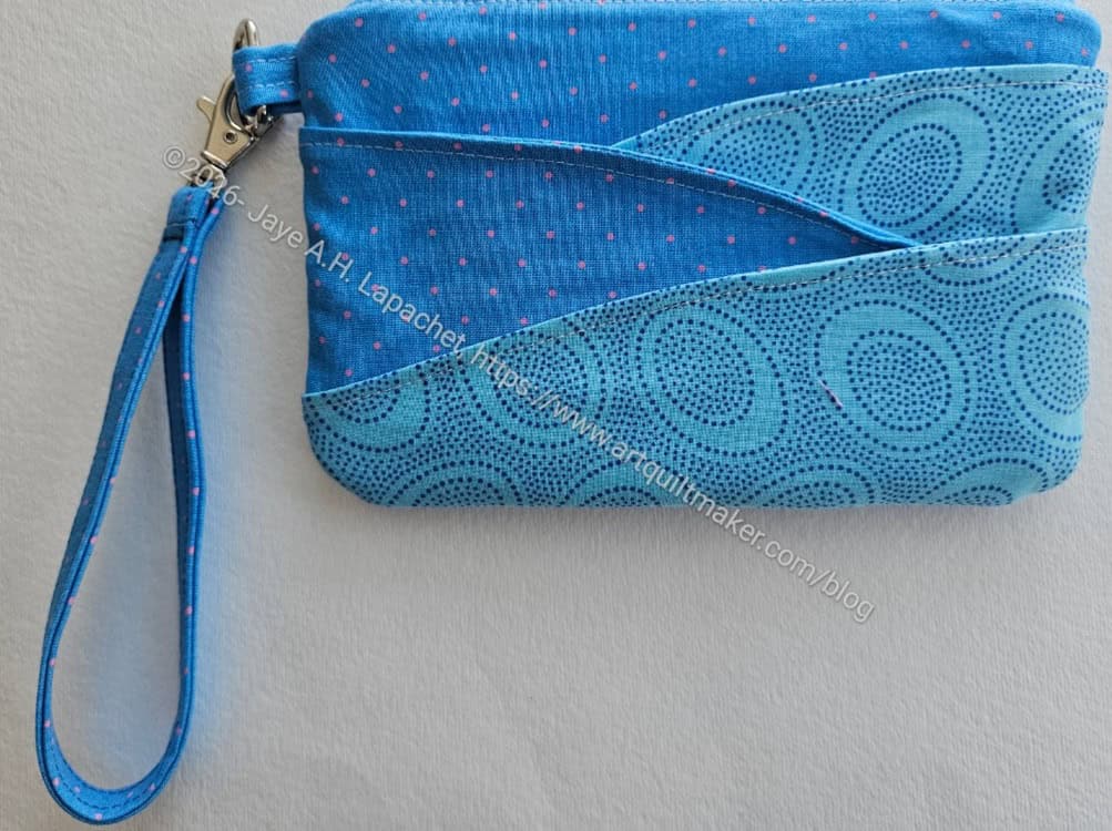 Metro Double Zip #2 with wave pockets