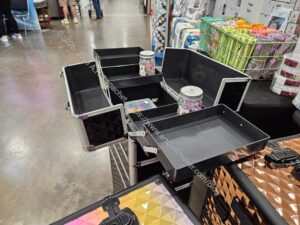 Rolling cart/suitcase