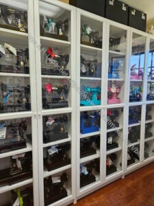 Roxanne's - Featherweight inventory